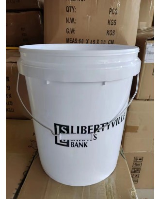 5 Gallon Bucket with Handle