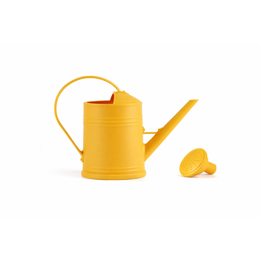 70 OZ Plastic Watering Can With Sprinkler Head
