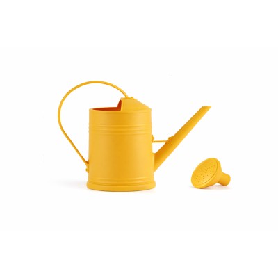 70 OZ Plastic Watering Can With Sprinkler Head
